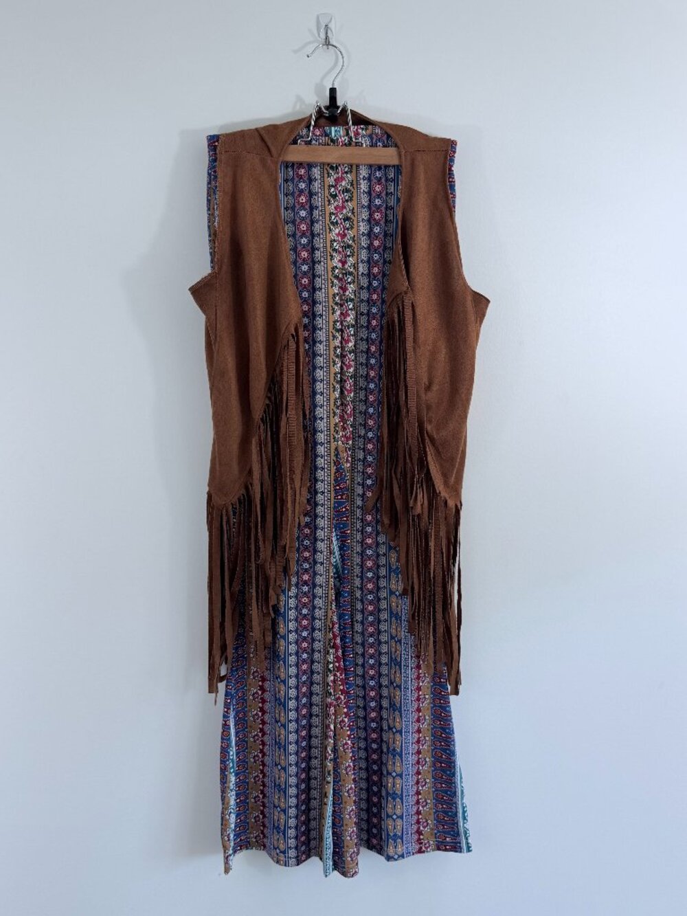 5-Piece 70s Hippie Costume Set | Fringe Vest, Flare Pants, Sunglasses, Accessori